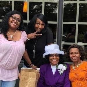 Meet your Posher, Celeste